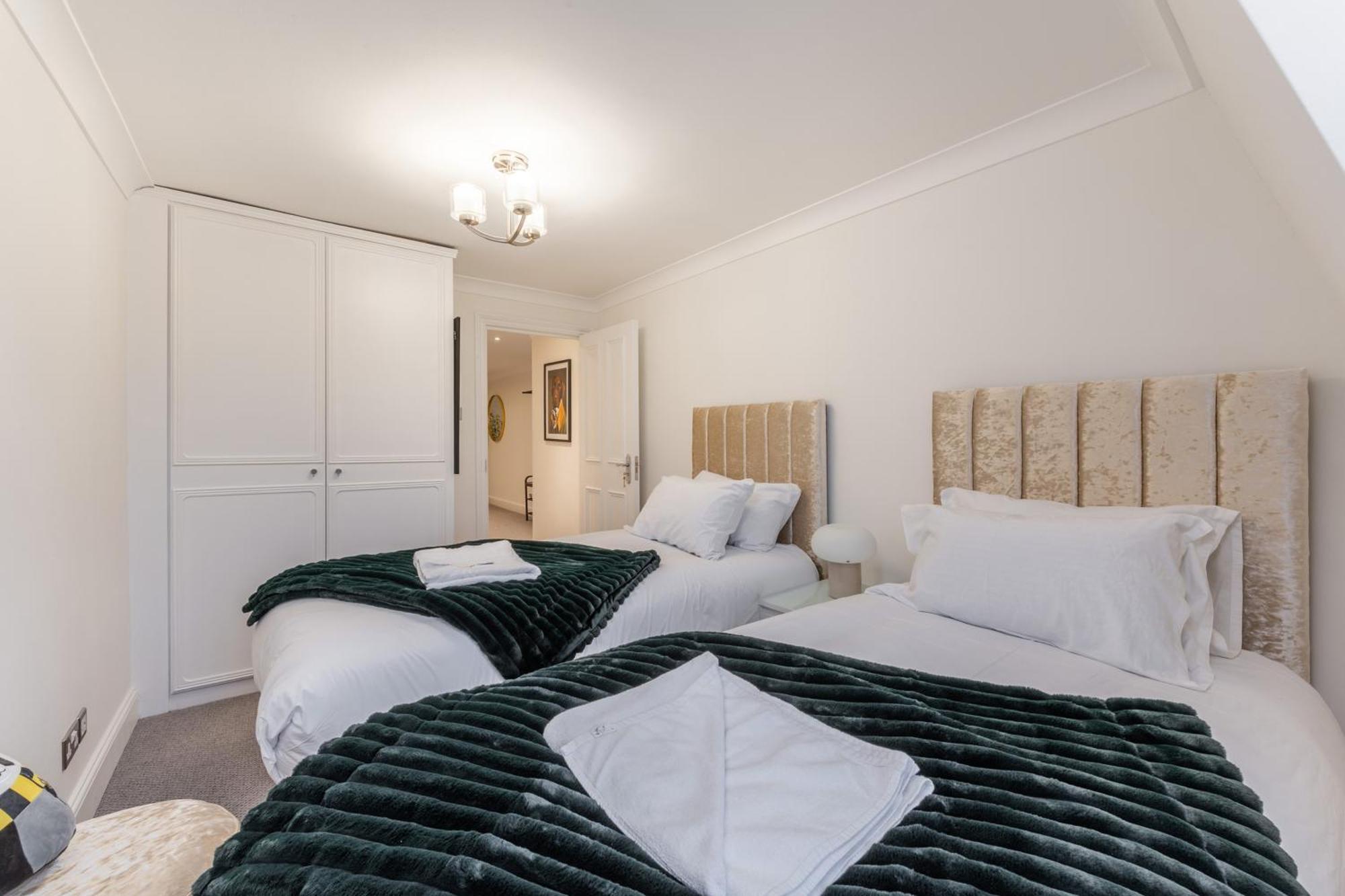 City Chic 3 Bedroom 2 Bathroom Luxury Living 7Hs Лондон Экстерьер фото